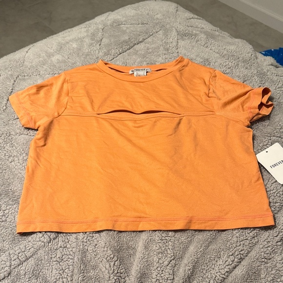 Forever 21 Tops - Forever 21 Vibrant Orange Short Sleeve Tee
